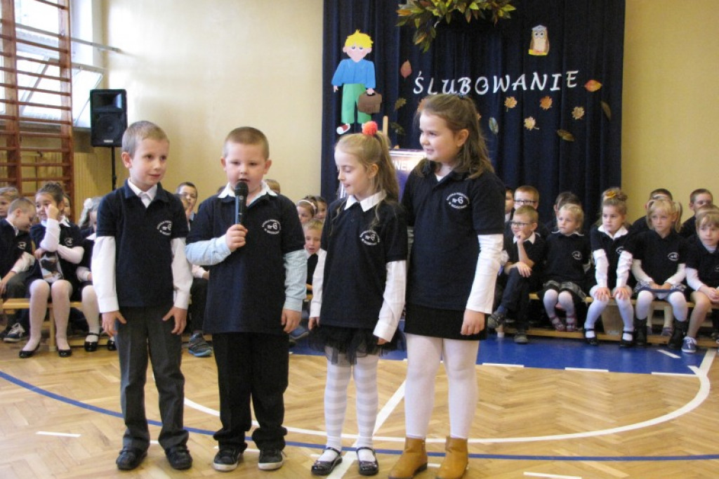 Pasowanie na uczniów w SP6