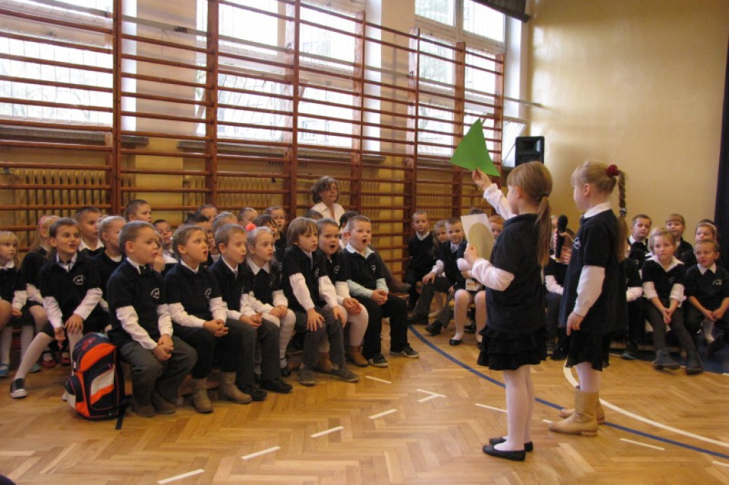 Pasowanie na uczniów w SP6