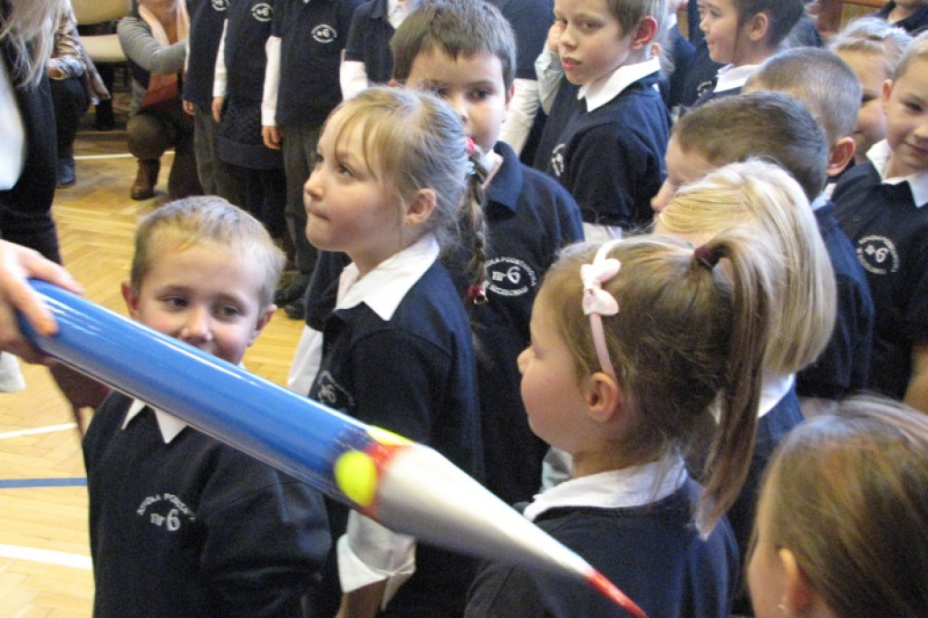 Pasowanie na uczniów w SP6