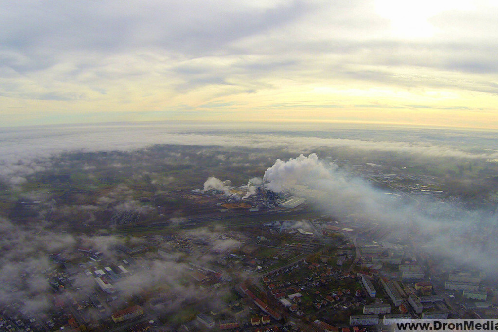 Dzień w dolinie mgieł... lot nad Szczecinkiem