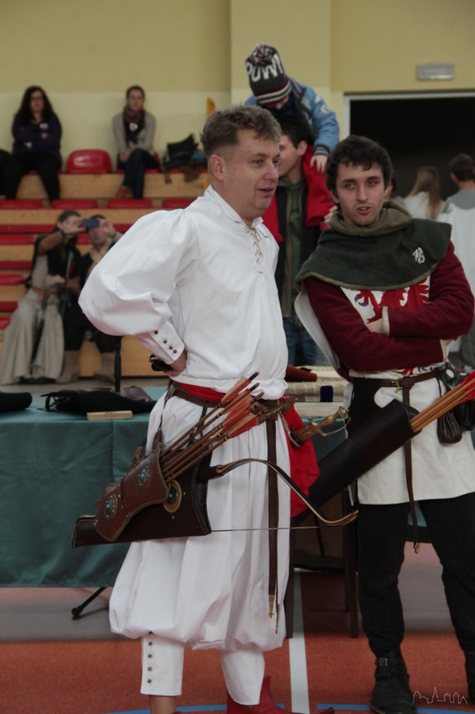 Rycerze i łucznicy w Turowie [wideo]