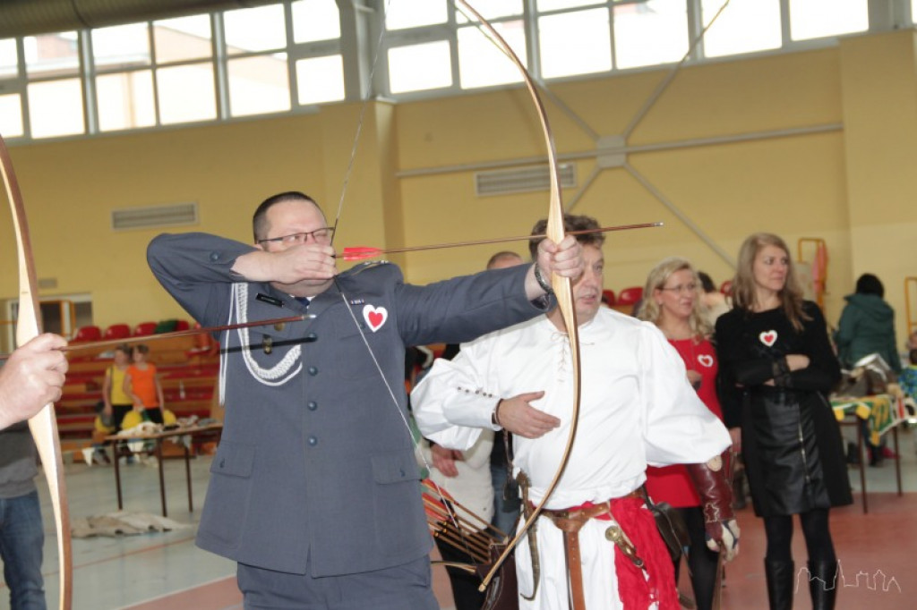 Rycerze i łucznicy w Turowie [wideo]