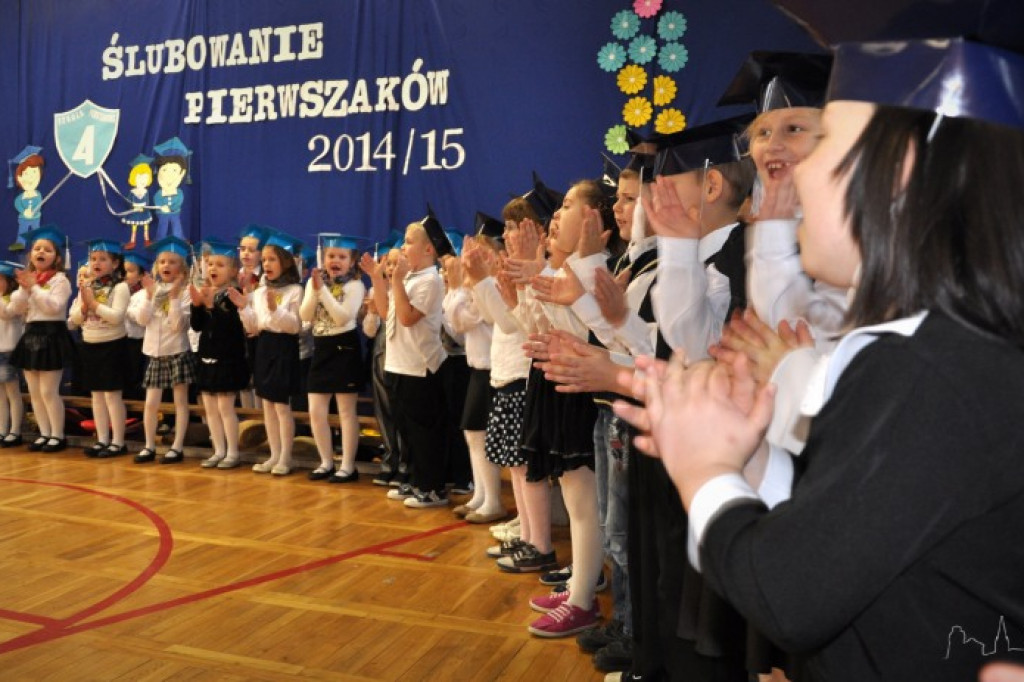 Ślubowanie w SP 4