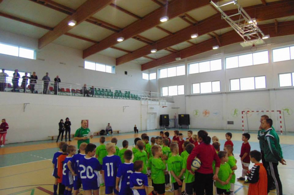 Z podwórka na stadion o puchar Tymbarku