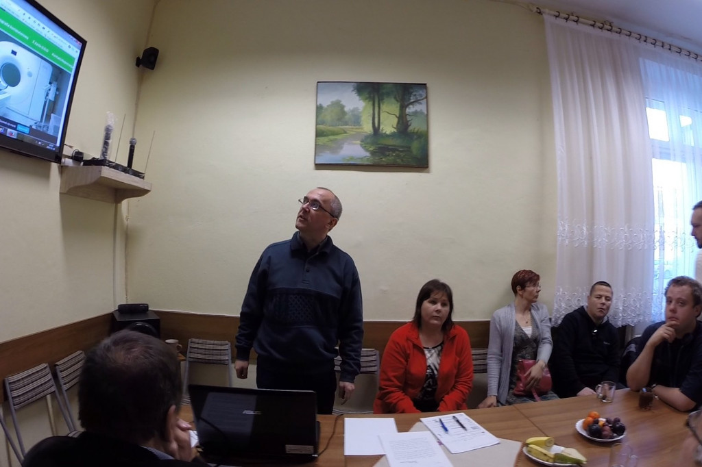 Organizacje pozarządowe walczą o kontrakt na badania rezonansowe