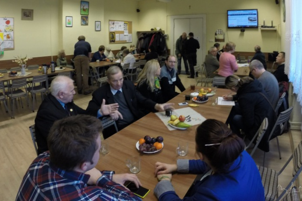 Organizacje pozarządowe walczą o kontrakt na badania rezonansowe