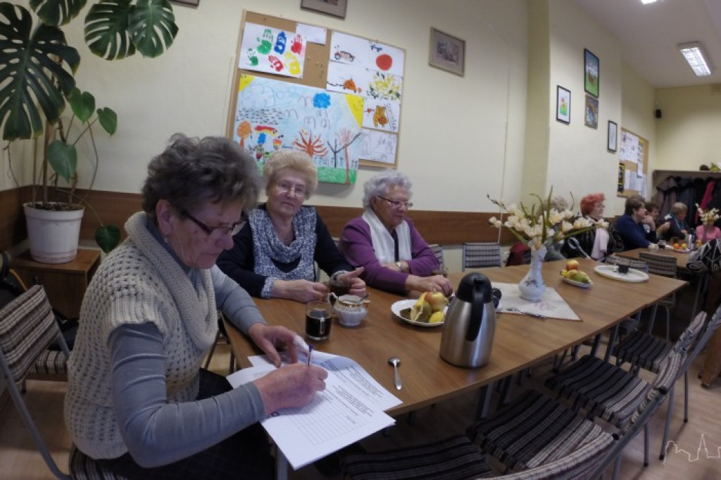 Organizacje pozarządowe walczą o kontrakt na badania rezonansowe