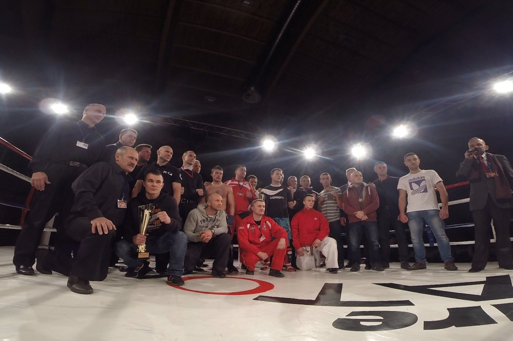 III Gala K-1, MMA, Kyokushin