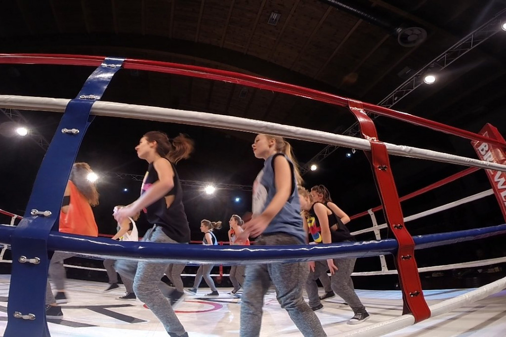 III Gala K-1, MMA, Kyokushin