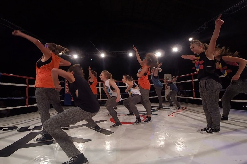 III Gala K-1, MMA, Kyokushin