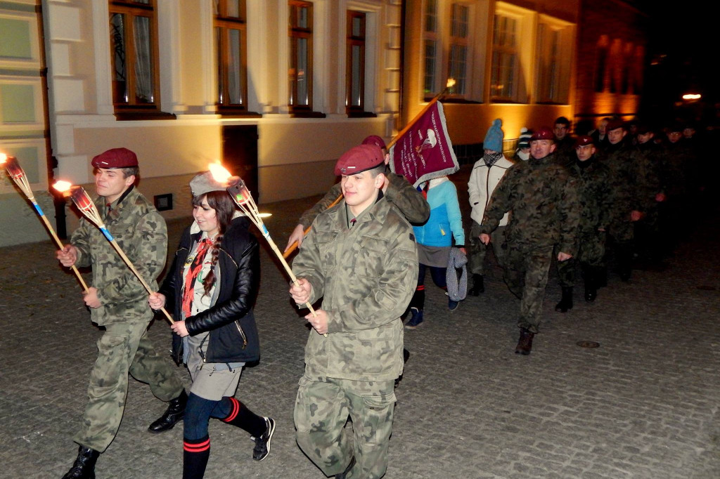 Powrót do przeszłości w dniu dorosłości!