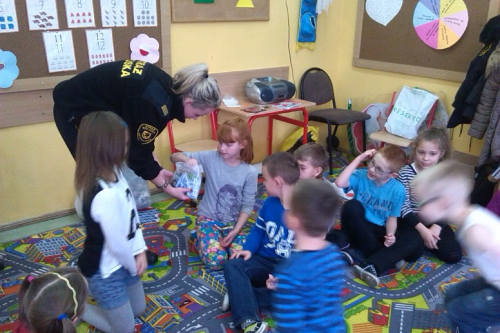 Spotkanie Straży Miejskiej z dziećmi