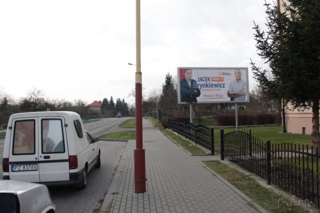 Czas minął! Kto posprząta wyborcze banery?