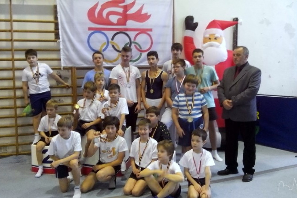 Turniej na trampolinie 