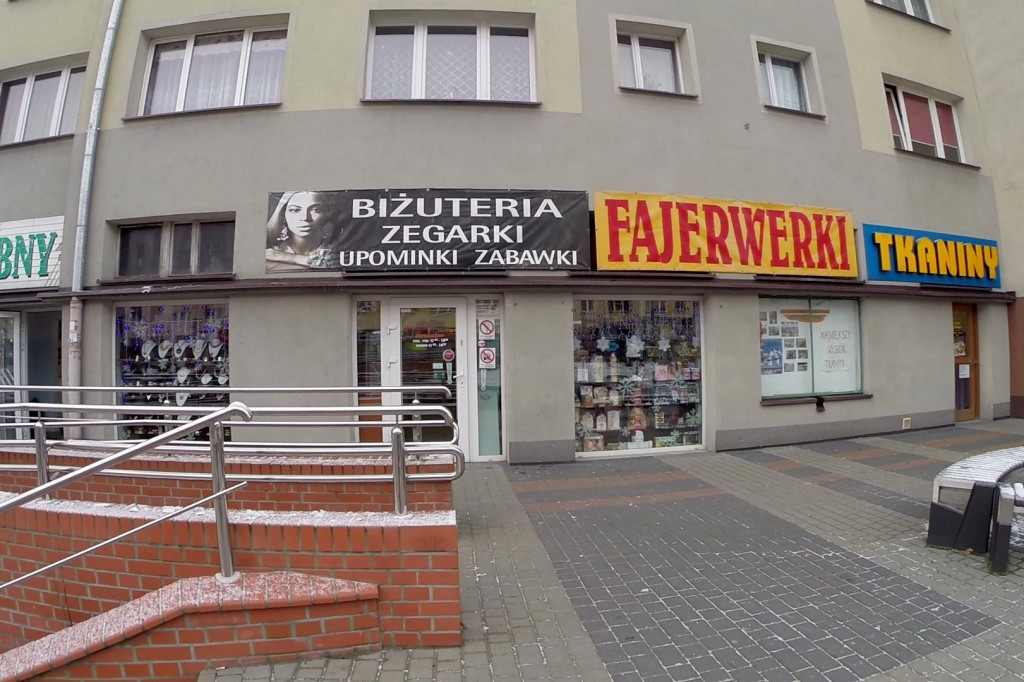 Sklep z fajerwerkami i biżuterią, ul. Wyszyńskiego