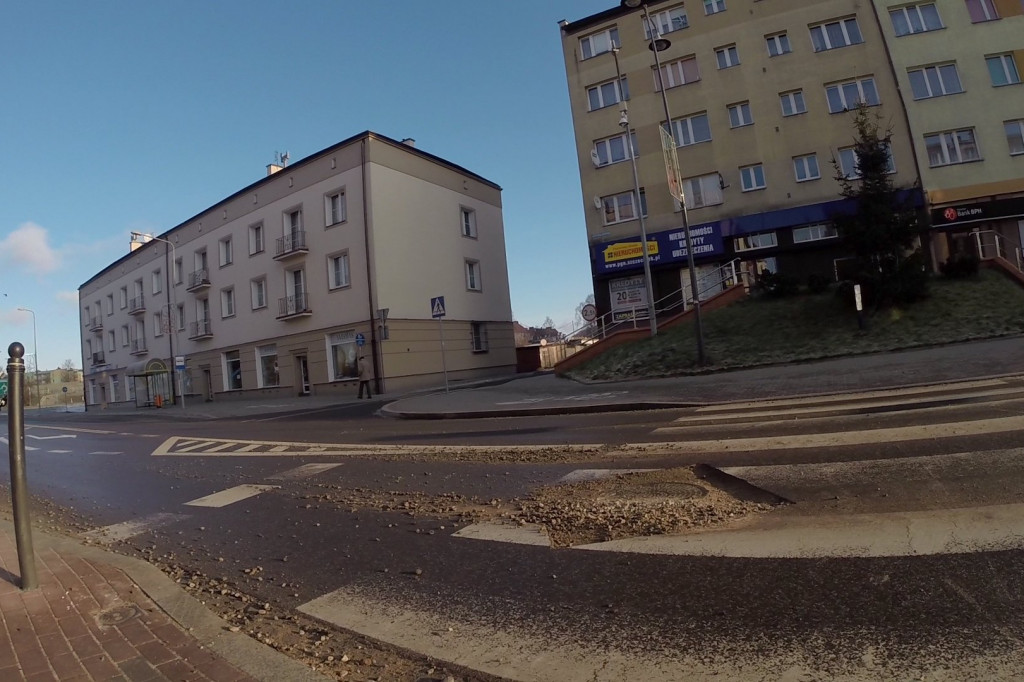 Uwaga kierowcy i piesi!