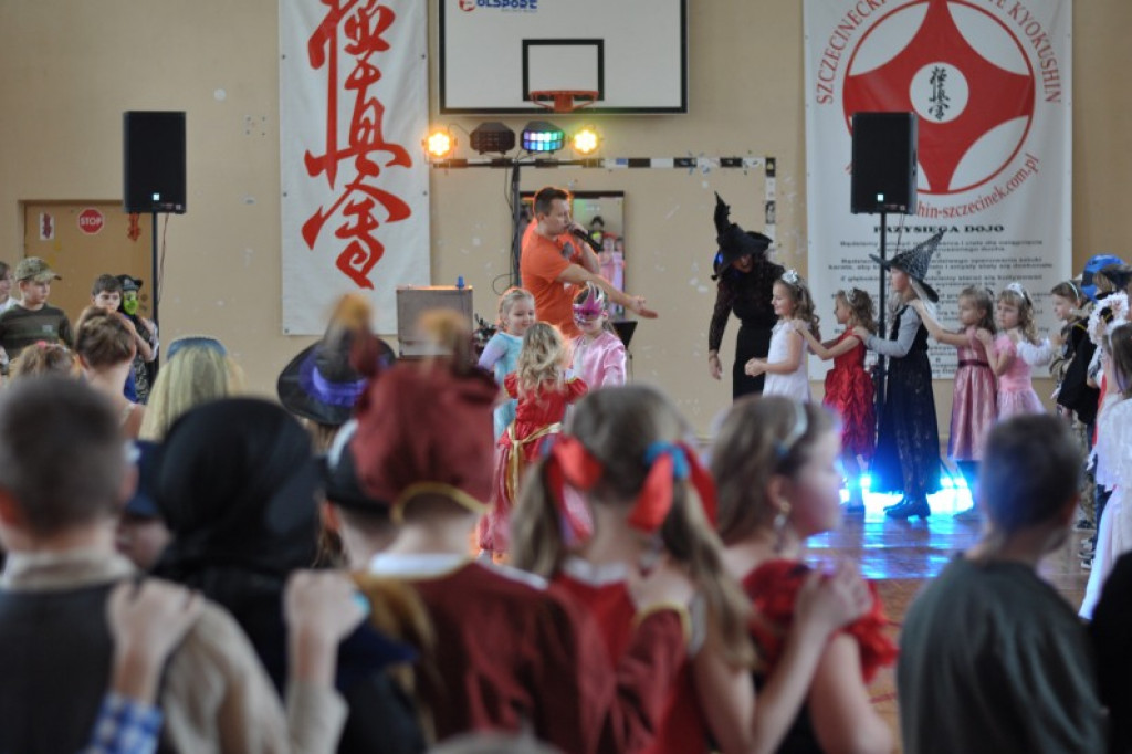 Bal Karnawałowy w SP 4