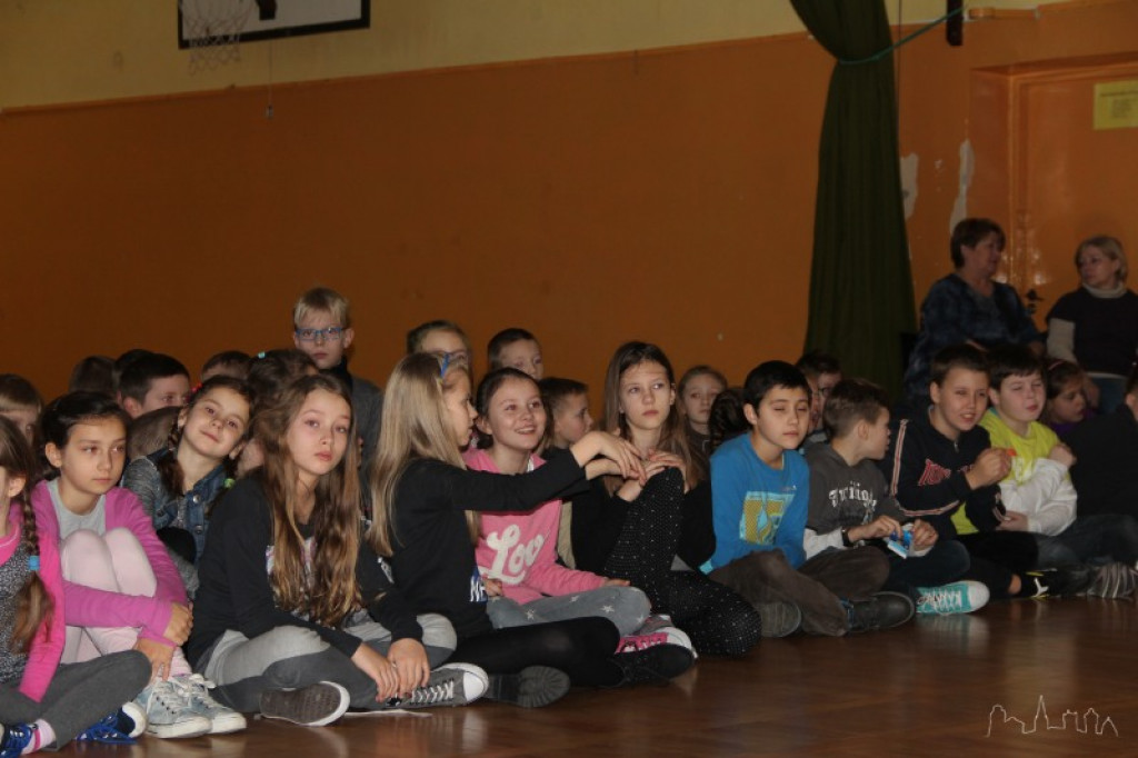 Feryjne zajęcia z ratownikami WOPR