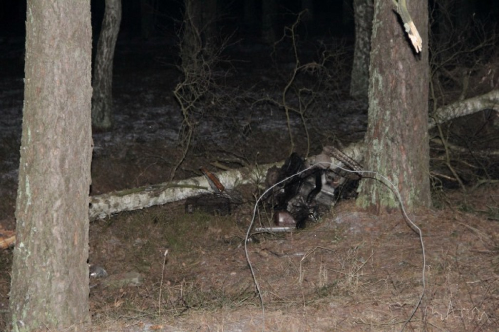 Tragiczny wypadek na drodze Gwda ? Czarne. Dwie osoby nie żyją