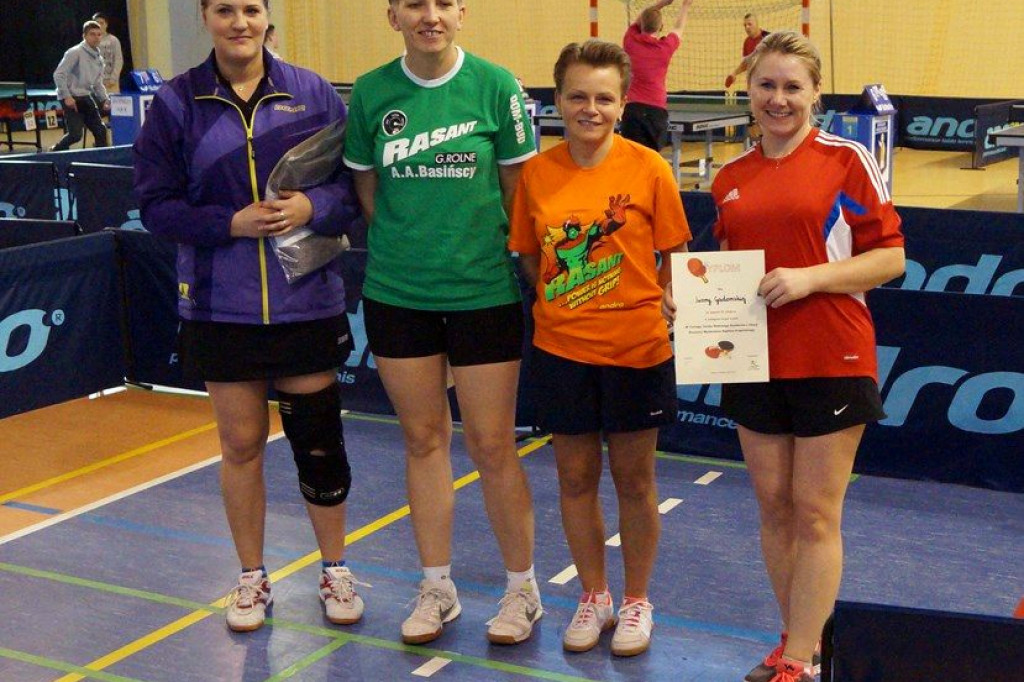 Trwa doskonała passa szczecineckich tenisistów stołowych