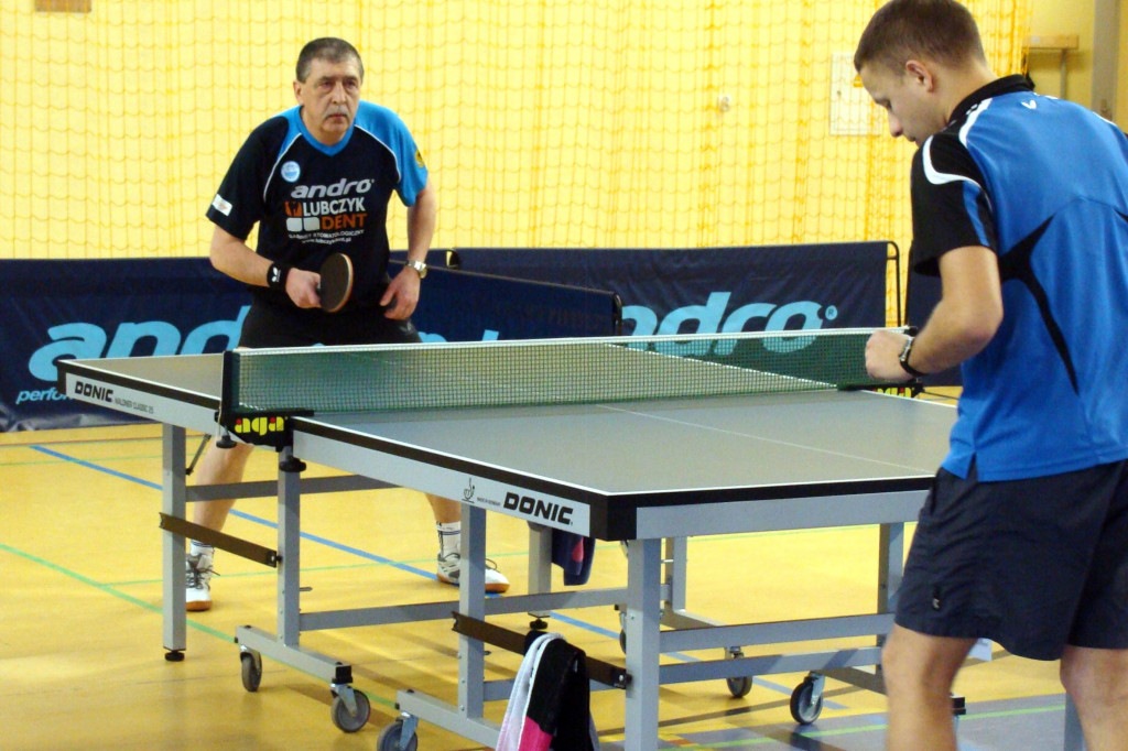 Trwa doskonała passa szczecineckich tenisistów stołowych