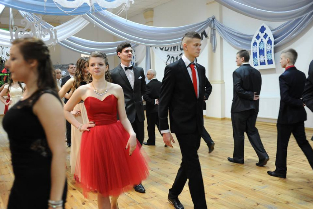 Studniówka i połowinki w Barwicach