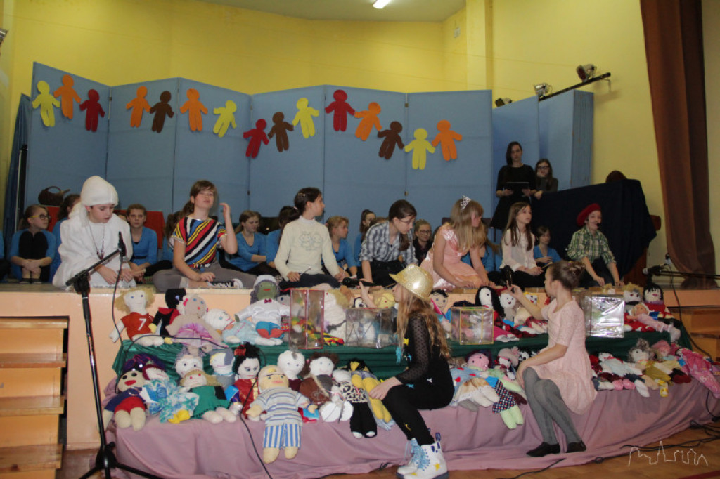 Szmaciane lalki ratują życie dzieciom z Sudanu