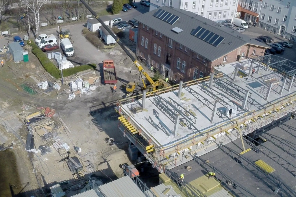 Budowa Centrum Ekologicznego w Szczecinku z lotu ptaka