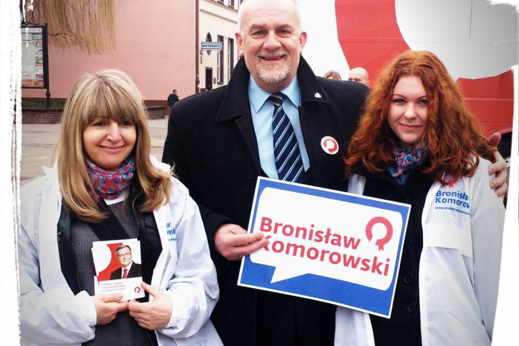 Bronkobus stanął na Placu Wolności