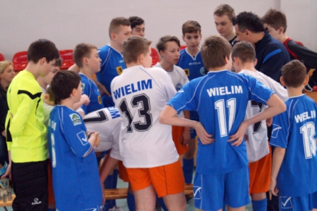 Turniej piłkarski o puchar Dyrektora Banku Zachodniego WBK oddział w Szczecinku