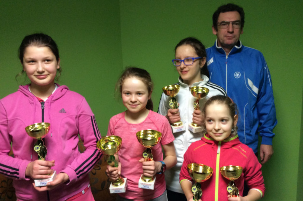 Halowy Wojewódzki Turniej Klasyfikacyjny Skrzatów i Skrzatek