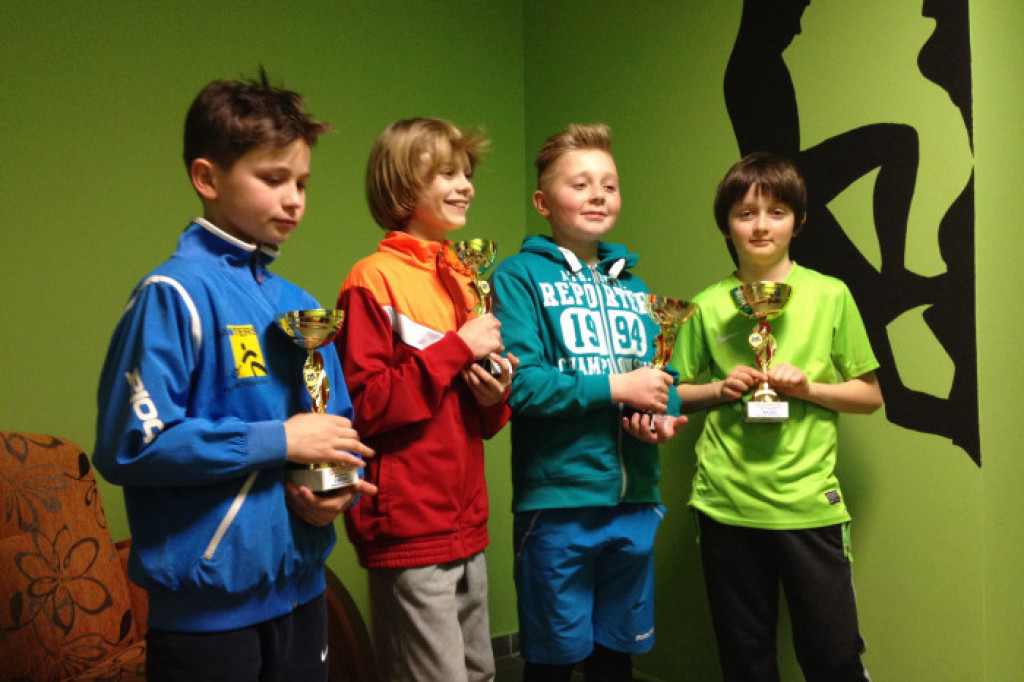 Halowy Wojewódzki Turniej Klasyfikacyjny Skrzatów i Skrzatek