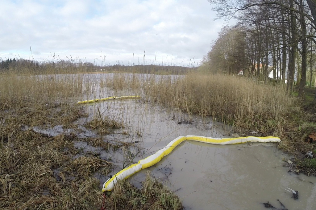 Wyciek parafiny do Trzesiecka
