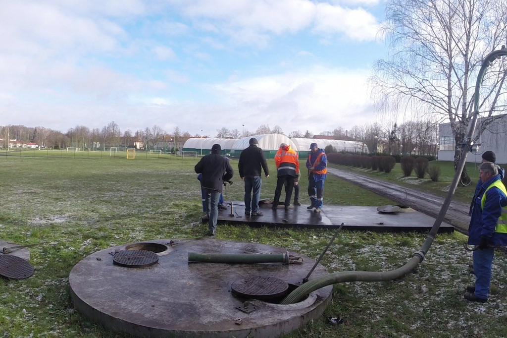 Wyciek parafiny do Trzesiecka