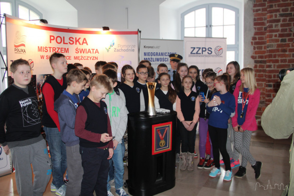 Puchar FIVB wywalczony przez polskich siatkarzy w Szczecinku!