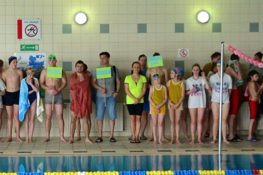 Zawody pływackie