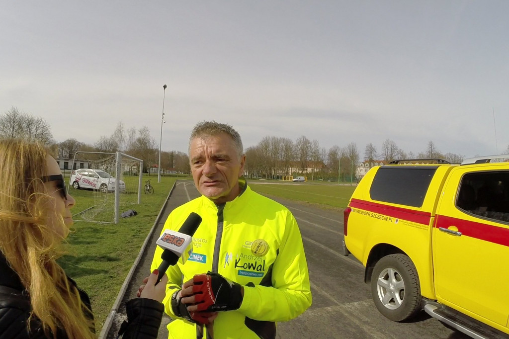 Marsz nordic walking