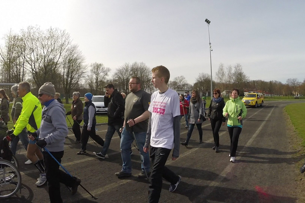 Marsz nordic walking