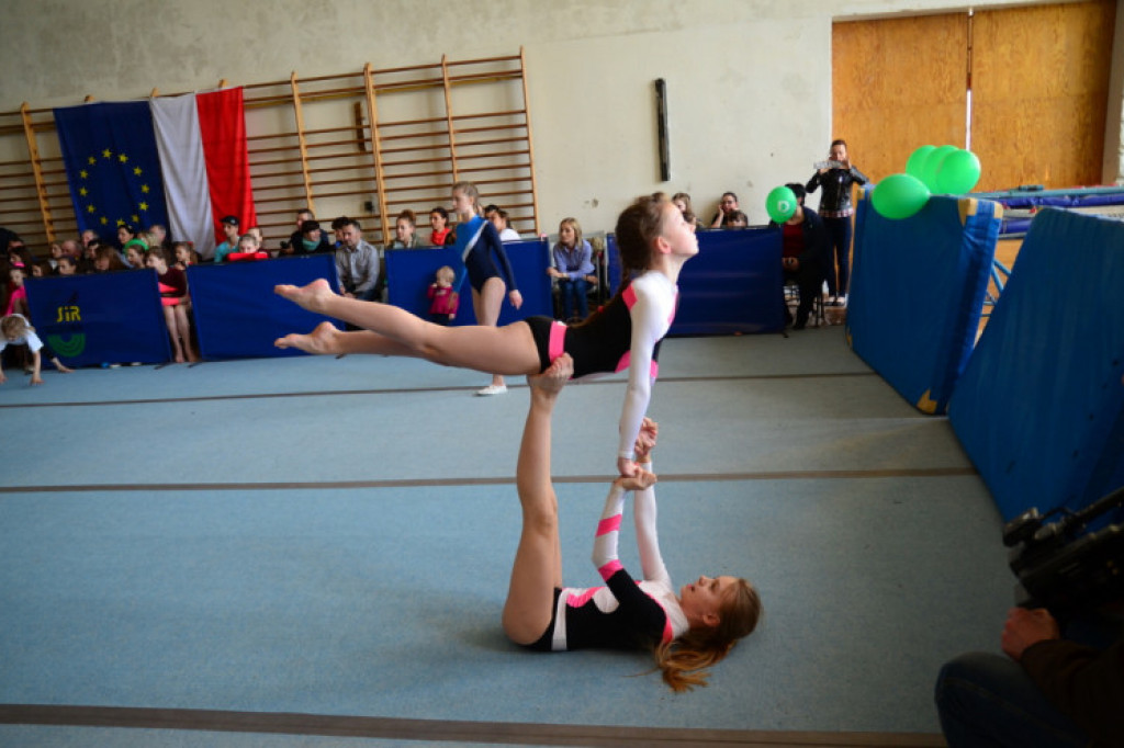 Międzywojewódzki Turniej Wiosny w Akrobatyce Sportowej