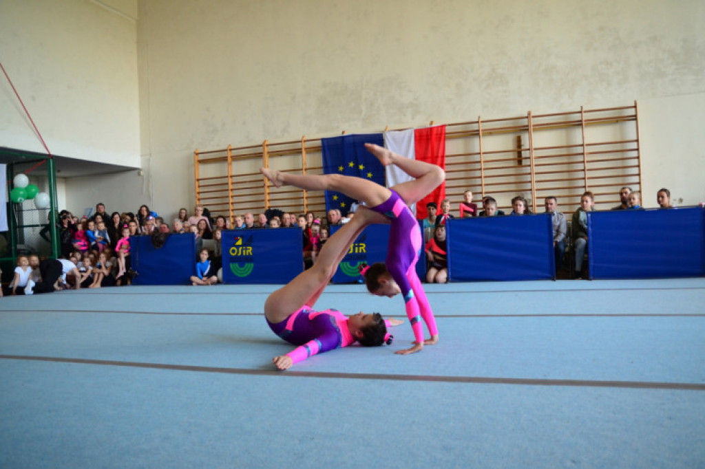 Międzywojewódzki Turniej Wiosny w Akrobatyce Sportowej