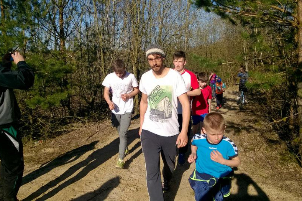 BARWICE: Marszobieg na Dzień Ziemi