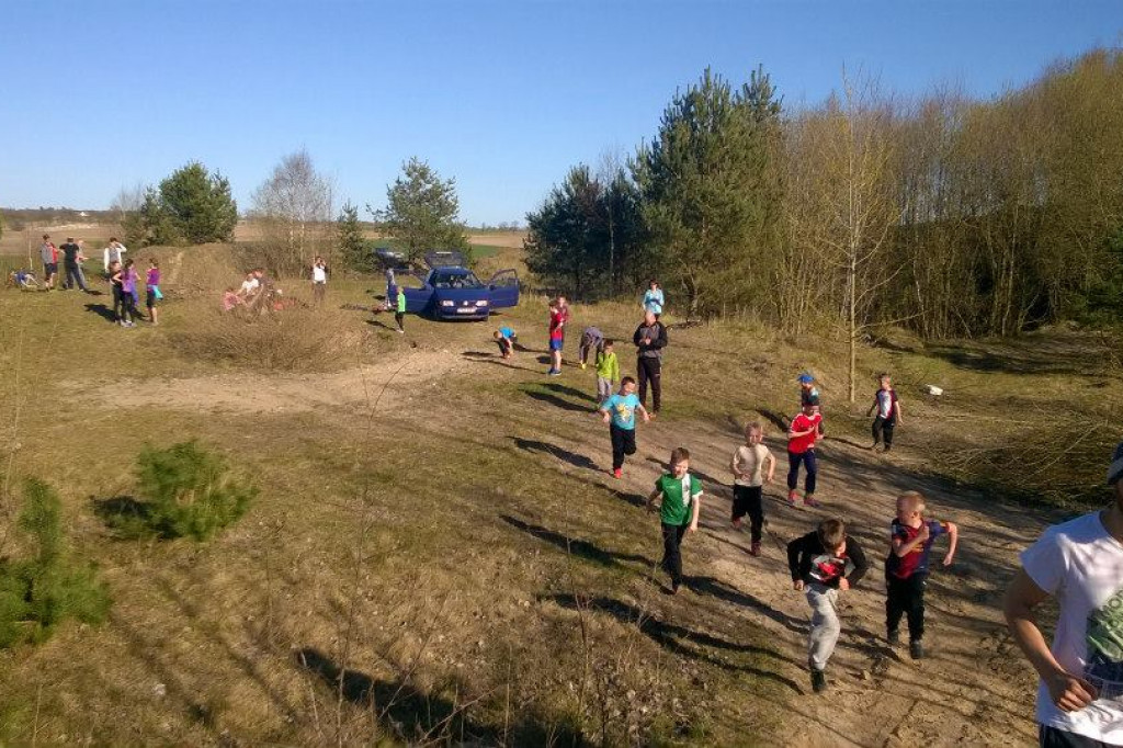 BARWICE: Marszobieg na Dzień Ziemi