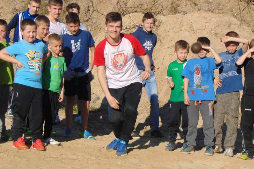 BARWICE: Marszobieg na Dzień Ziemi