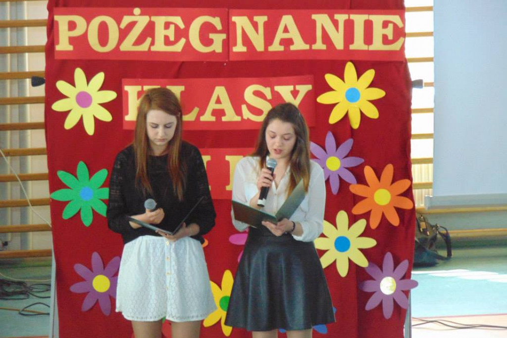 Pożegnanie klasy III LO w Barwicach / fot. Kacper Tomaszewicz