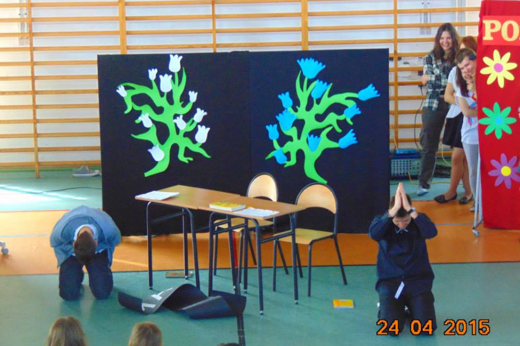 Pożegnanie klasy III LO w Barwicach / fot. Kacper Tomaszewicz