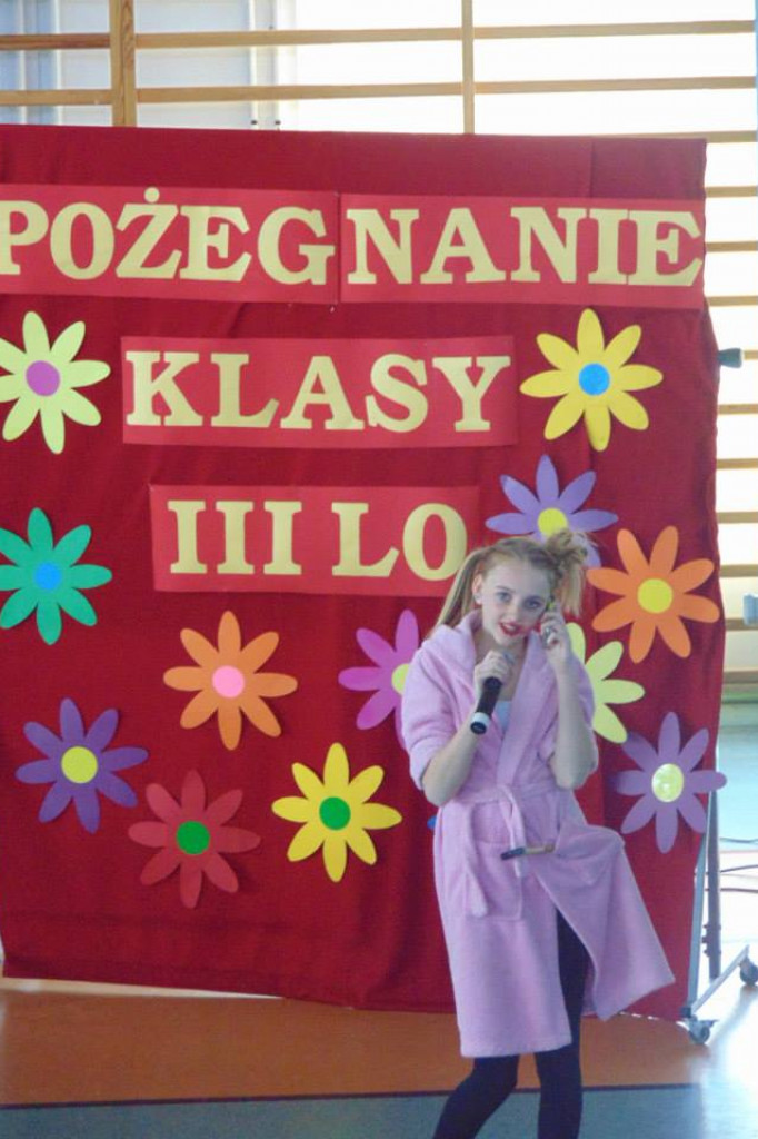 Pożegnanie klasy III LO w Barwicach / fot. Kacper Tomaszewicz