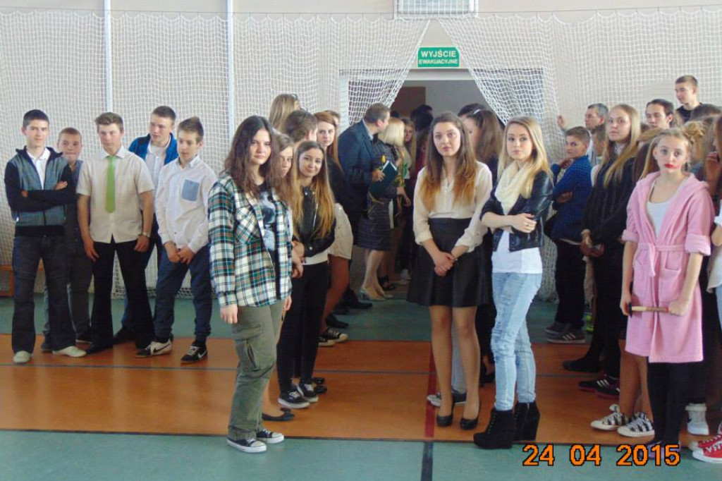 Pożegnanie klasy III LO w Barwicach / fot. Kacper Tomaszewicz