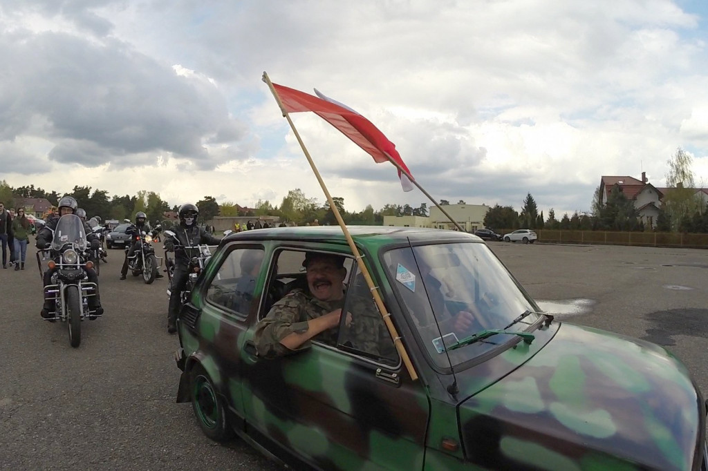 1-majowy pochód przeszedł ulicami Bornego Sulinowa