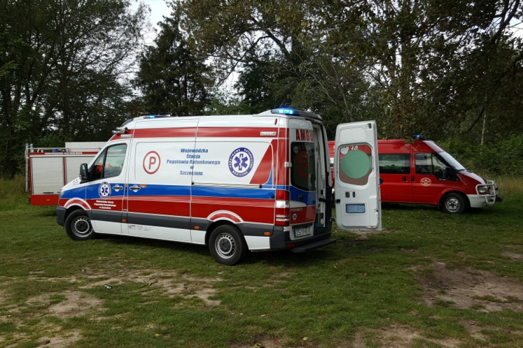 Podczas spływy zasłabł kajakarz. Z pomocą ruszyli strażacy