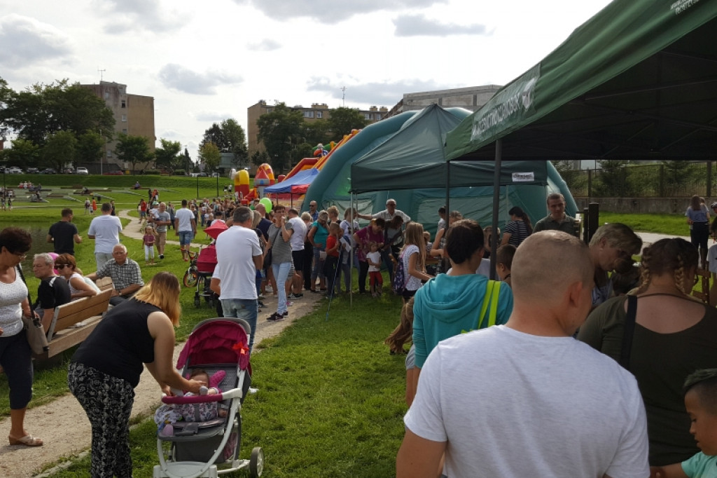 Tłumy na pikniku rodzinnym